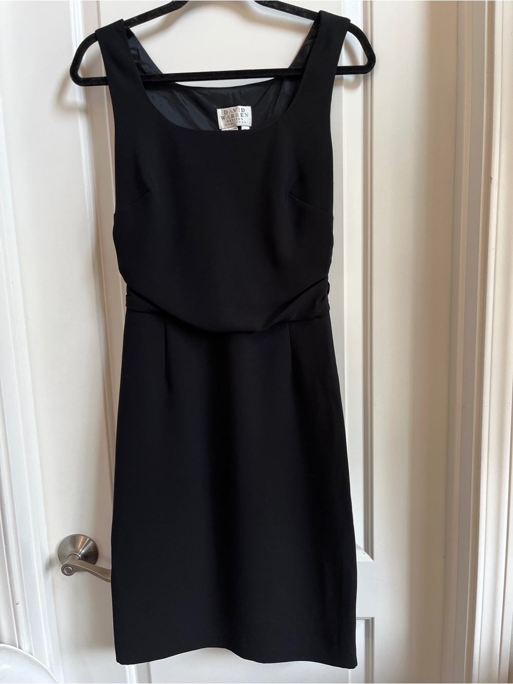 David Warren Petites Black Sleeveless Sheath Dress Ruching at the Waist Size 10